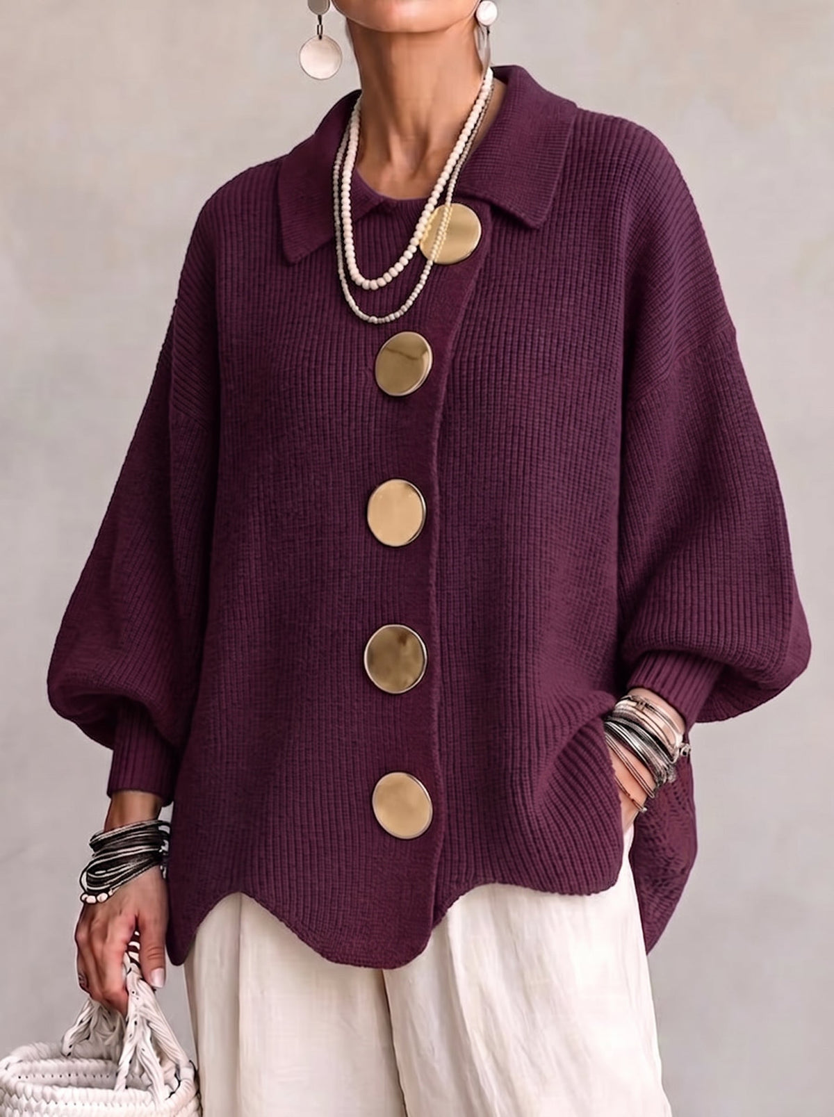 Isadora | Cárdigan Oversize con Cuello y Botones Metálicos Grandes