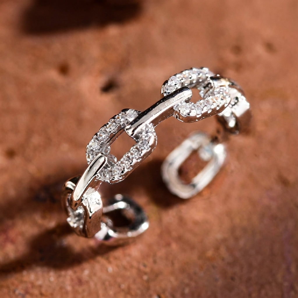 Anillo en Oro «Cadena Radiante»